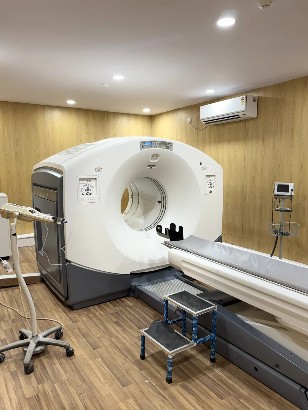 Adhiraj Imaging centre facilities