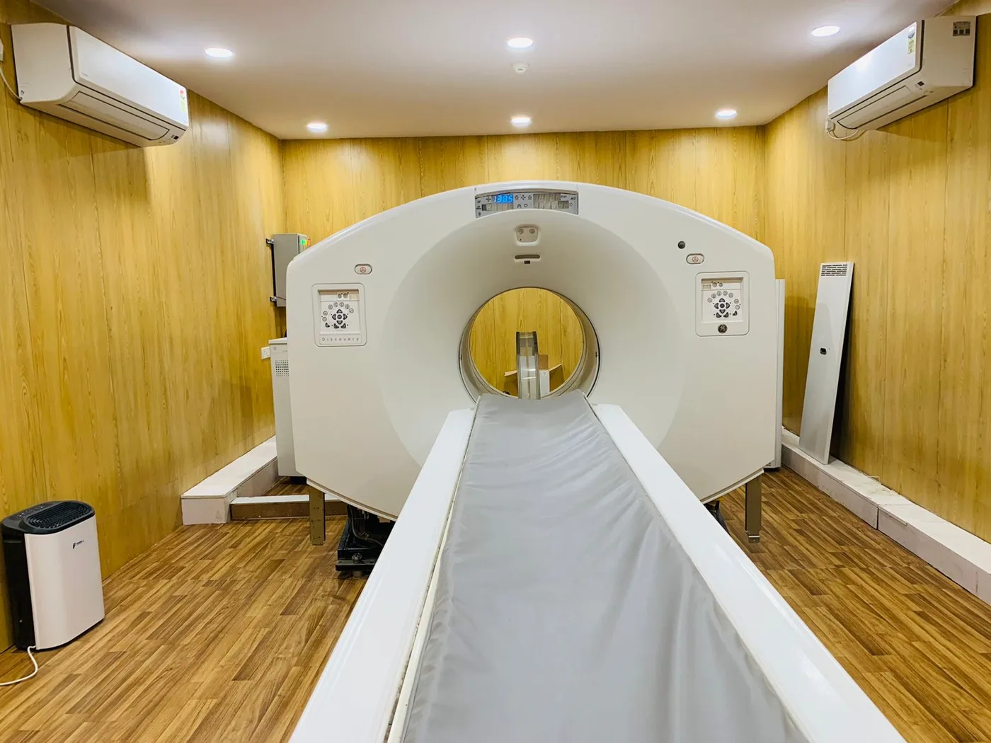Adhiraj Imaging centre facilities